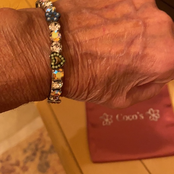 Women’s multi stone bracelet - Picture 2 of 5